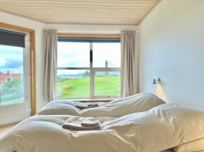 3 BR central apartment with beautiful view